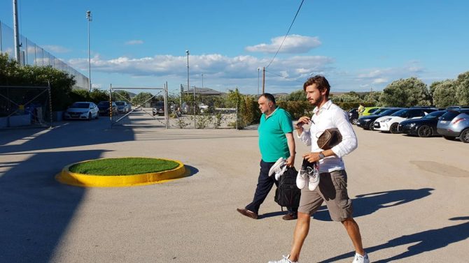 Παίκτης της ΑΕΚ ο Οικονόμου – Πήγε Σπάτα (ΦΩΤΟ- vid)