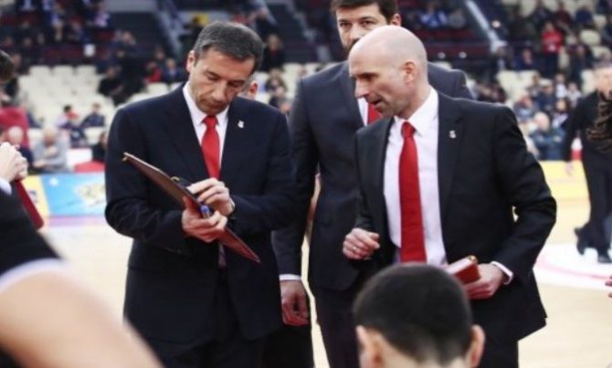 Ο Καντζούρης δίπλα στον Μπάνκι
