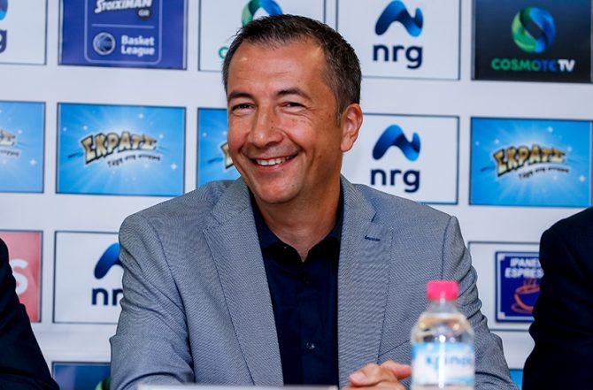 Μπάνκι: «Ελάτε στην Ακαδημία μας»! (VIDEO)