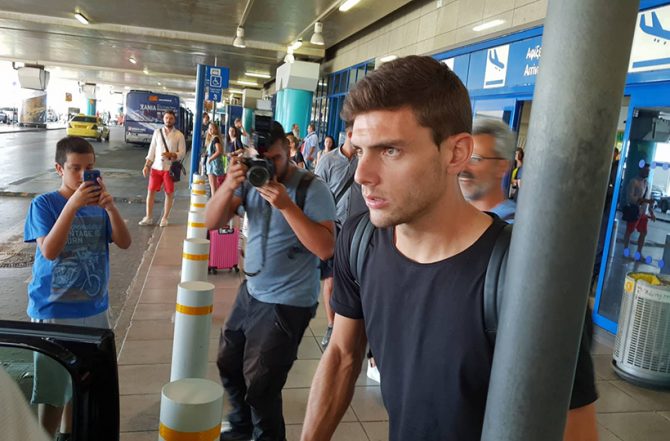 «Πάτησε» Αθήνα για την ΑΕΚ ο Μπογέ! (PICS + VIDS)