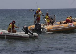 Εντοπίστηκε καμένο πτώμα ανοιχτά της Γλυφάδας