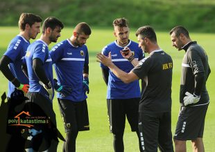Τετ-α-τετ και με τους τερματοφύλακες ο Ουζουνίδης