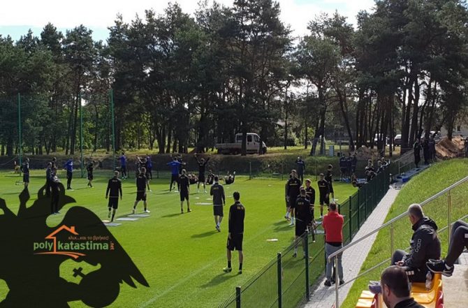 Χωρισμένοι σε γκρουπ για ασκήσεις ενδυνάμωσης! (VIDS)