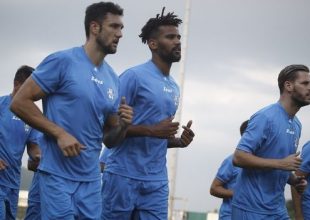 Έδιωξε Ταπόκο, προχωράει για Σικαμπάλα ο Απόλλων