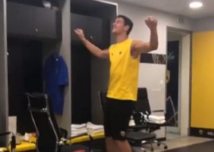 Μεράκλωσε ο Λαρεντζάκης στα αποδυτήρια (VIDEO)
