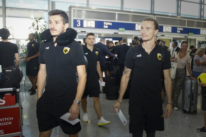 Στο αεροπλάνο η ΑΕΚ (PICS)