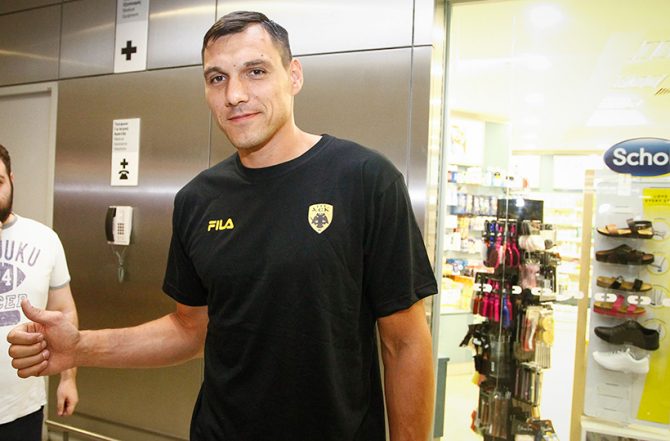 Ματσιούλις: «Ευτυχισμένος που επέστρεψα πίσω, ΑΕΚ οικογένεια!»