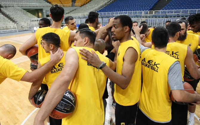 Φωτορεπορτάζ από την προπόνηση της Βασίλισσας