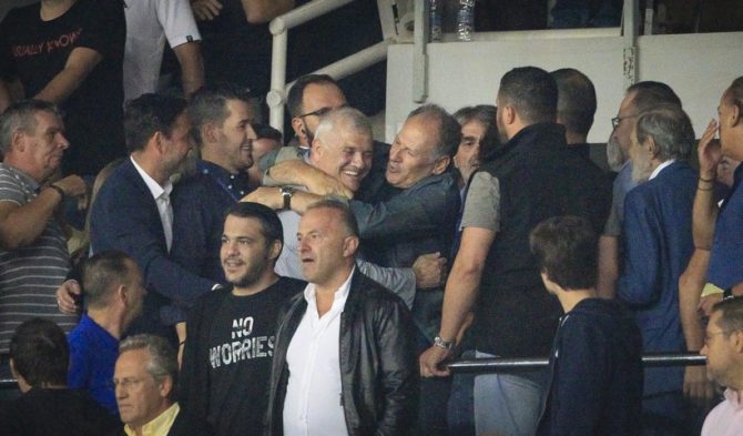 Μεταγραφές και άμεσα!