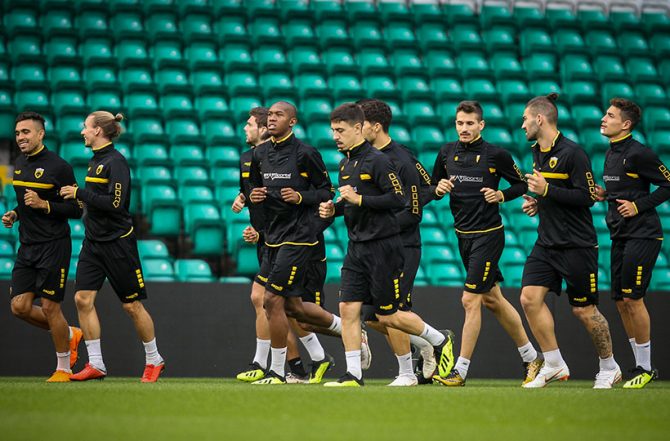 Εικόνες απ’ την προπόνηση της ΑΕΚ στο Celtic Park