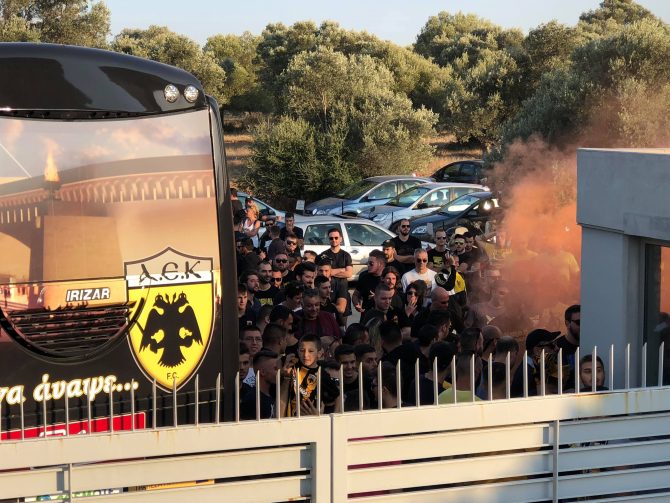 Αποθέωση για τους Πρωταθλητές (ΦΩΤΟ-VIDEO)