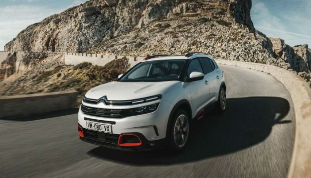 Και υβριδικό Citroen C5 Aircross SUV στο Παρίσι