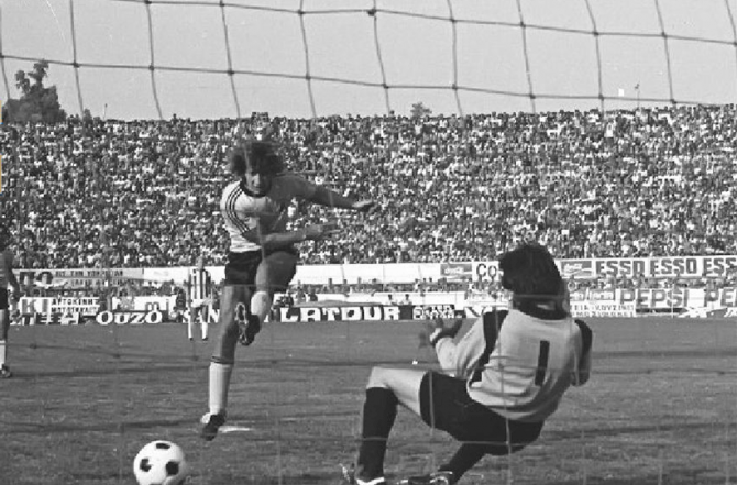 «Σαργκάνη, Σαργκάνη… ο Μαύρος τι σου κάνει» (VIDEO)