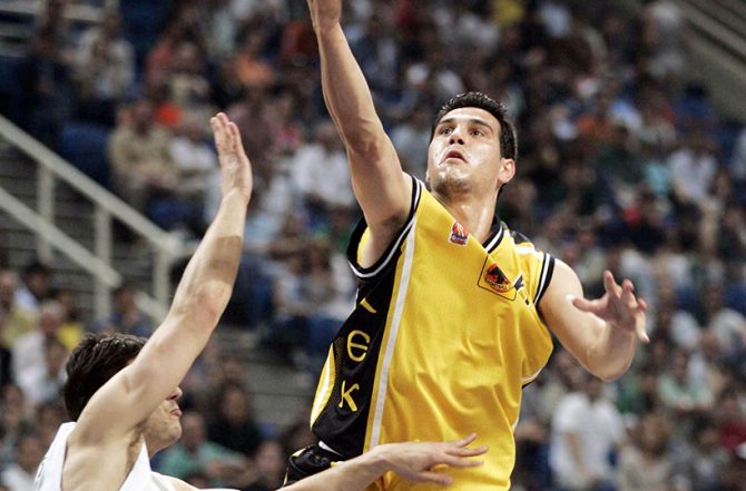 Τιμή στον Ζήση, από τη Βασίλισσα
