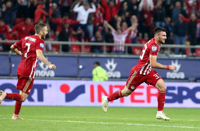 Τραγικό οφσάιντ, ο Ναδάλες φεύγει πίσω από τη σέντρα και ο επόπτης σηκώνει το σημαιάκι! (pic)