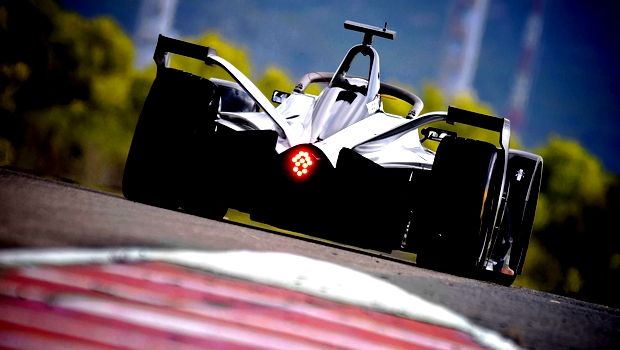 Επίσημο ντεμπούτο της Nissan με την ηλεκτρική Formula E