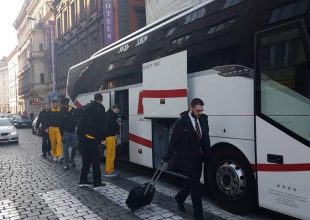 Αναχώρησε για το γήπεδο η Βασίλισσα! (ΦΩΤΟ)
