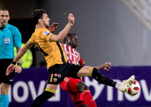 Έτρεξαν στον Μπογέ και εκείνος χαμογέλασε!
