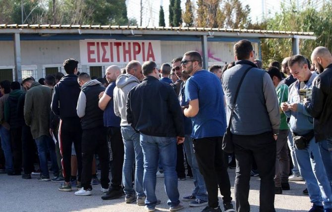 Ανοίγουν κι άλλες θύρες – Χαμός από το πρωί (PICS)