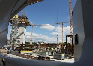 Ξεκινάει ο τελευταίος πυλώνας – Μπήκαν τα πρώτα ένθετα!