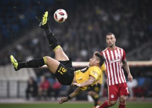 Βγάλε τα… όπλα Γιακουμάκη!