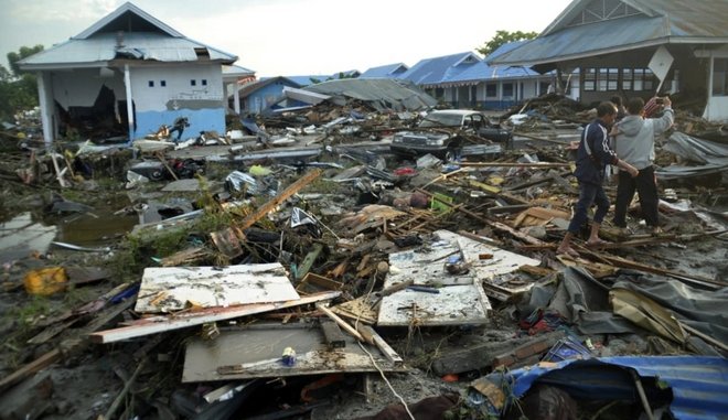 Τσουνάμι στην Ινδονησία: Στους 832 ο αριθμός των νεκρών – Έκκληση για διεθνή βοήθεια Τσουνάμι στην Ινδονησία: Στους 832 ο αριθμός των νεκρών – Έκκληση για διεθνή βοήθεια