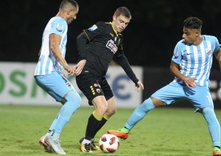 «Ποντικοί» έκλεψαν τα αποδυτήρια της Λαμίας