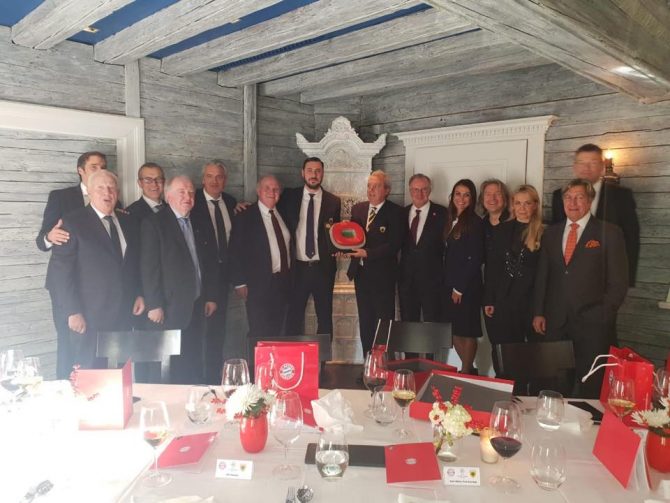 Φωτογραφίες από το επίσημο γεύμα στο Μόναχο