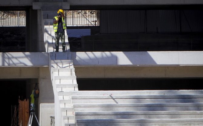 Τοποθέτηση κι’ άλλων κερκίδων στην Αγιά Σοφιά! (VIDEO)