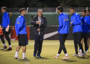 Η ΑΕΛ ζήτησε από την ΕΠΟ τη σύμβαση του Άγγελου Αναστασιάδη