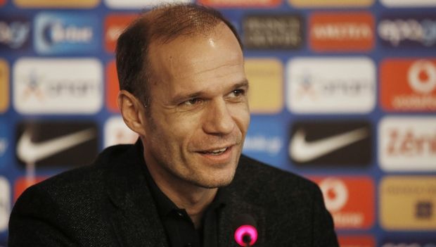 Μπασινάς: «Δεχόμαστε την κριτική, αλλά να έχουμε υπομονή»