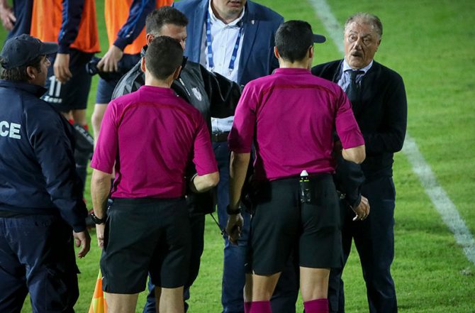 Απόλλων Σμύρνης: «Μαζέψτε τους και φέρτε ξένους διαιτητές»