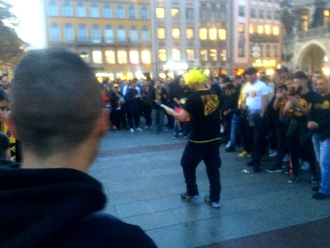 Δεν ήταν η Marienplatz, ήταν η Φιλαδέλφεια (vids)