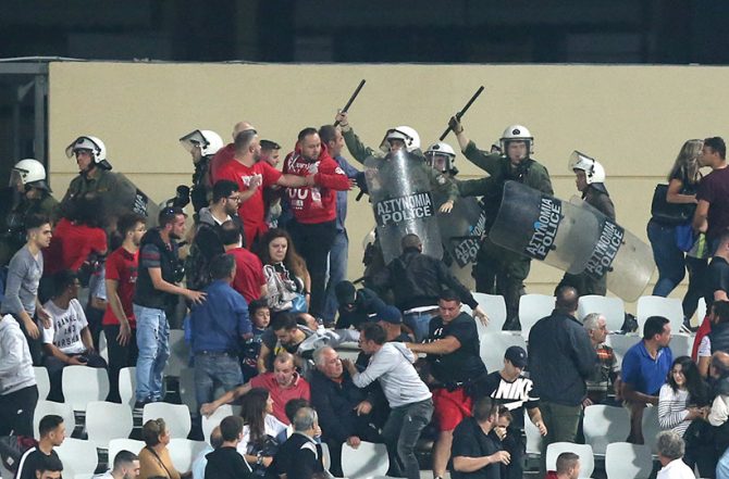 Η απολογία του Ολυμπιακού: Ο τραυματισμός, ο “προβοκάτορας” και η τιμωρία