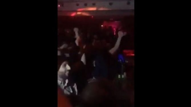 Γλέντι ΑΕΚτζήδων στο Μόναχο μέχρι το πρωί! (VIDS)