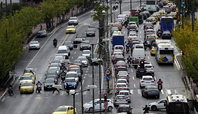 Παράταση για τέλη κυκλοφορίας και κατάθεση πινακίδων