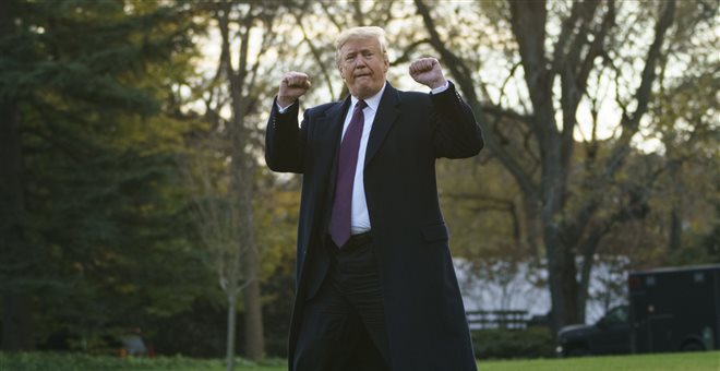 Ο Τραμπ ευχαρίστησε τη Σαουδική Αραβία για τη μείωση τιμής στο πετρέλαιο