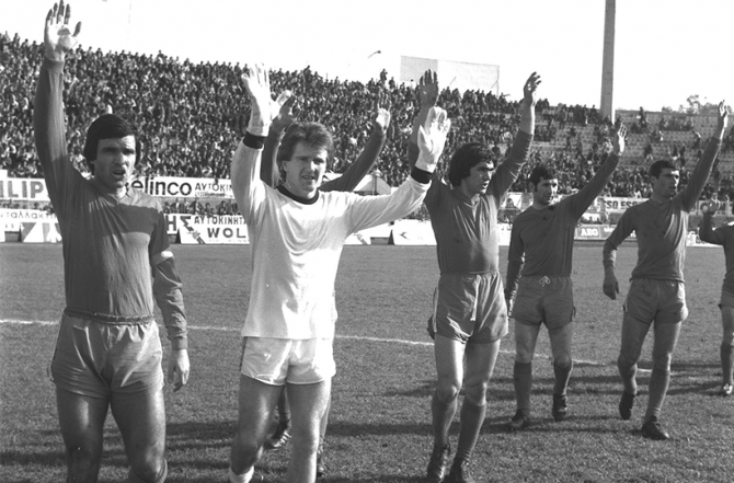 Πέντε για το «καλή χρονιά»