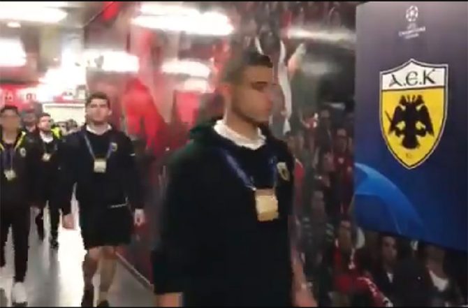 Η άφιξη της ΑΕΚ στο Ντα Λουζ! (VIDEO) Η άφιξη της ΑΕΚ στο Ντα Λουζ! (VIDEO)