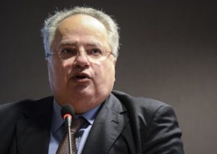 Απειλητικό τηλεφώνημα στον Νίκο Κοτζιά: “Θα σε εκτελέσουμε”