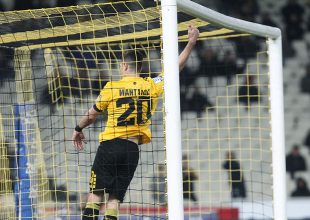 Απ’ τον ύμνο στην… πράξη – ΟΧΙ άλλο… δοκάρι!
