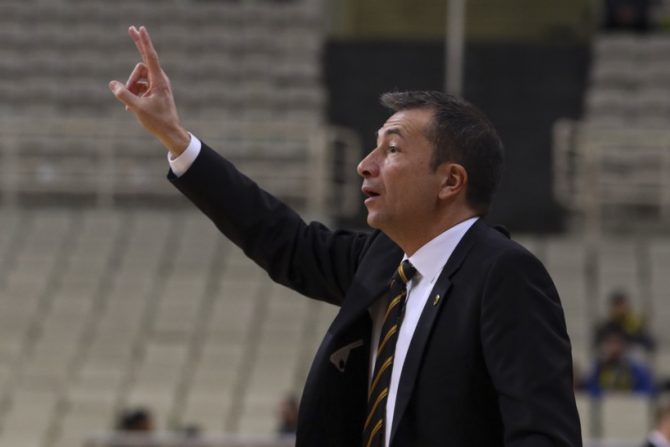 Μπάνκι: “Απαράδεκτο το πρώτο μας ημίχρονο”