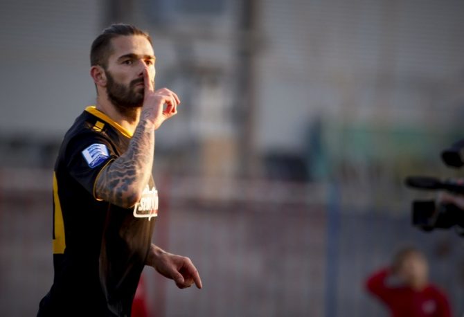 Ο Λιβάγια κρίνει την ενδεκάδα και το σχήμα