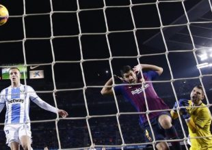 Στην αντεπίθεση η Λεγανές: ζητά εξηγήσεις για το γκολ του Σουάρες που κρίθηκε με το VAR