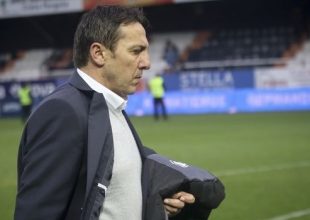Ένας μήνας απαγόρευσης εισόδου στον Παπαδόπουλο για την επίθεση στον Κουτσοσπύρο