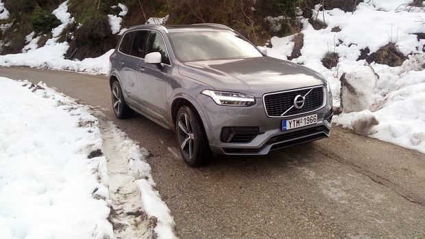 Οδηγώντας το υβριδικό Volvo XC90