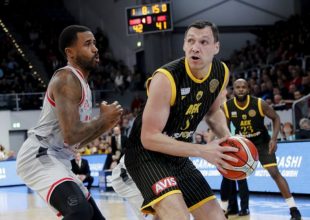 Της «έκλεψαν» το ματς οι «γκρι»
