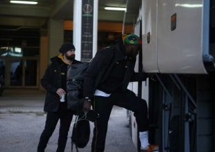 Η αναχώρηση της Βασίλισσας (pics)