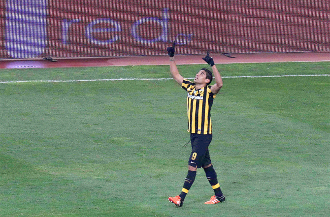 Ρόναλντ Βάργκας: Έκανε τον απολογισμό του έτους με… κιτρινόμαυρο χρώμα (ΦΩΤΟ)