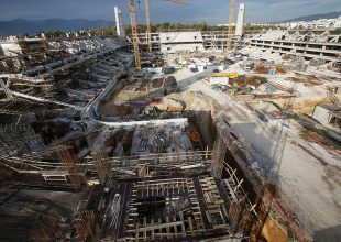 Δεν σταματούν τα έργα στην «Αγιά Σοφιά» (VIDEO)